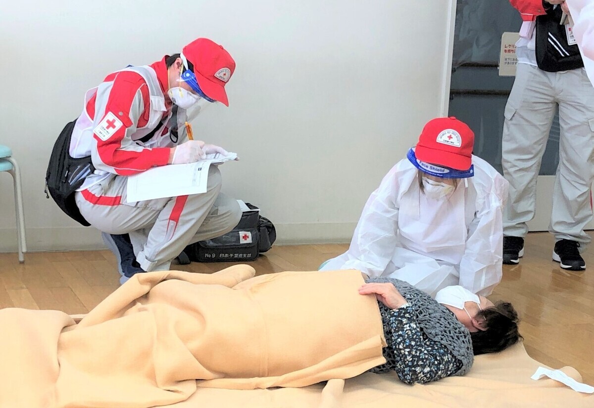 日本赤十字社2ブロック支部総合訓練の写真日本赤十字社2ブロック支部総合訓練の写真